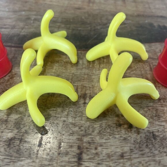 Nerf NItro Blasters Obstacles Bananas Red Barrels Lot Of 6 1.5” - Picture 4 of 7